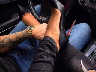 Эротикалық бейне чат kataleyaleon