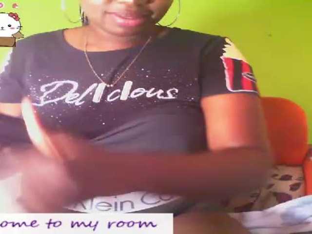 Трансляцияның скриншоттары KattyBam