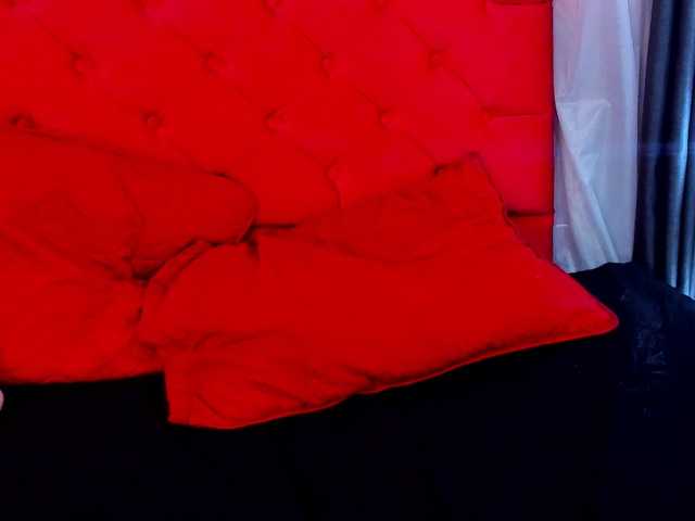 Трансляцияның скриншоттары KendallJohns