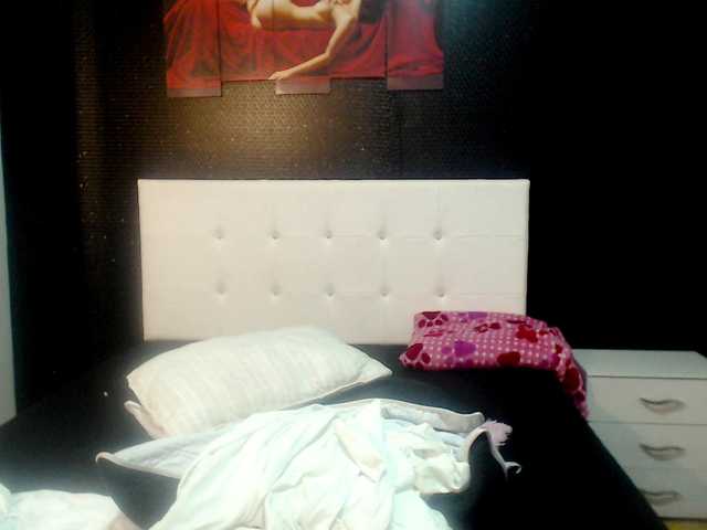 Трансляцияның скриншоттары Kitty-luii