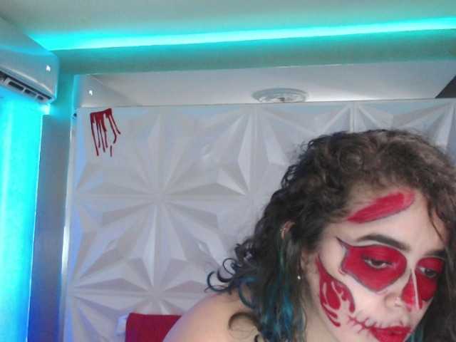 Трансляцияның скриншоттары kitty94