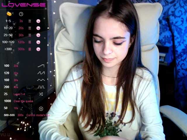 Трансляцияның скриншоттары KittyCute