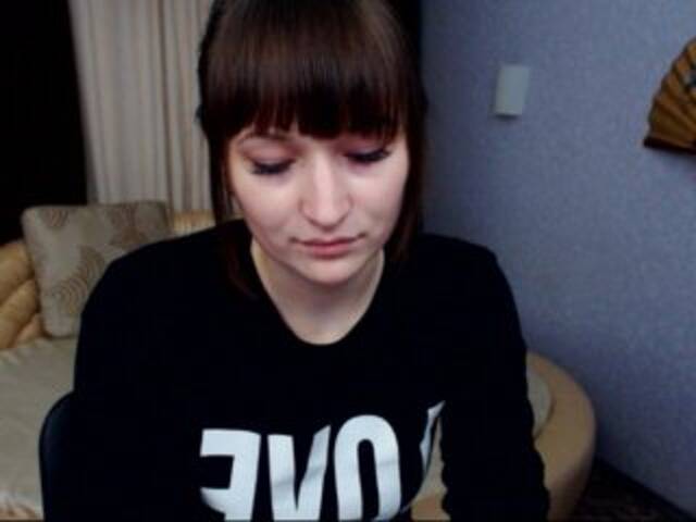 Трансляцияның скриншоттары KittyJoy