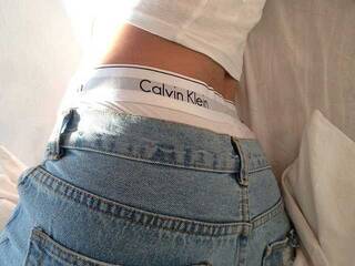 Эротикалық бейне чат LaRoue