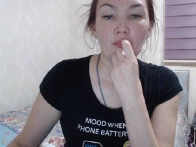 Трансляцияның скриншоттары Leyla-Smile17