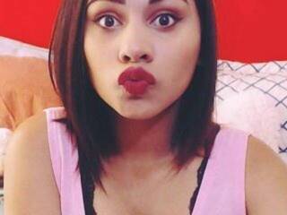 Эротикалық бейне чат LiliNice