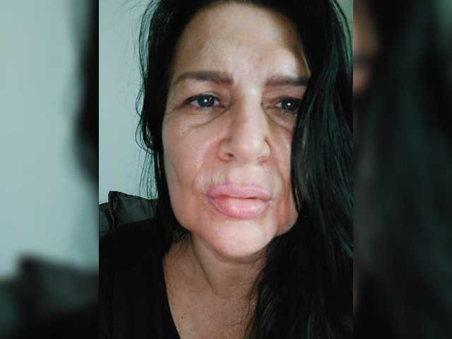 Трансляцияның скриншоттары llulluche