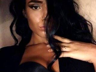 Эротикалық бейне чат Lorena03080