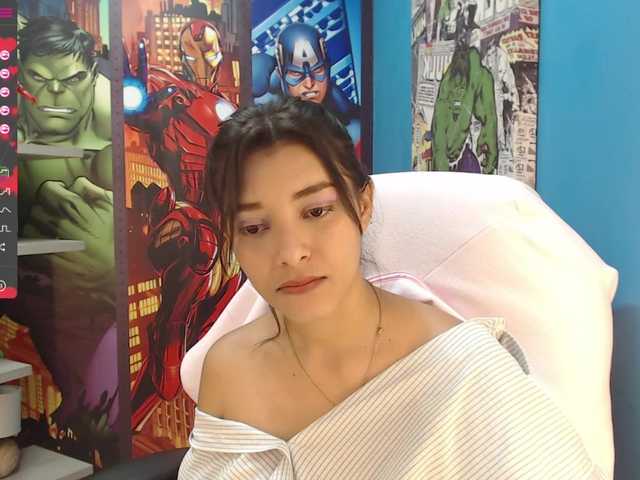 Трансляцияның скриншоттары LorennaRain