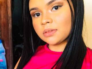 Эротикалық бейне чат Luaned