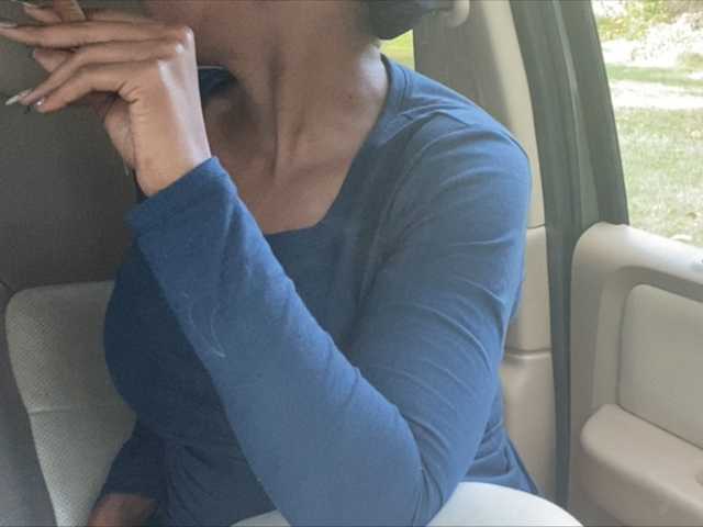 Трансляцияның скриншоттары Luicy