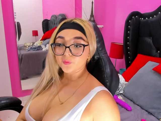 Трансляцияның скриншоттары MadisonJonnes