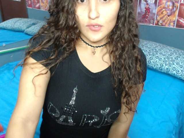 Трансляцияның скриншоттары MaiaHott