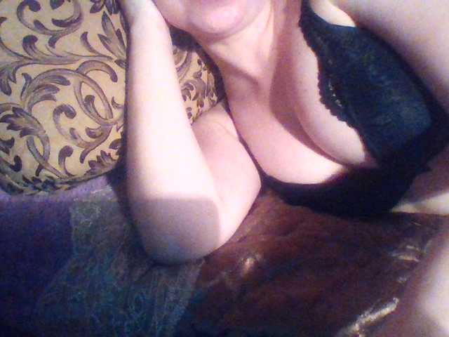 Трансляцияның скриншоттары Malinaloves