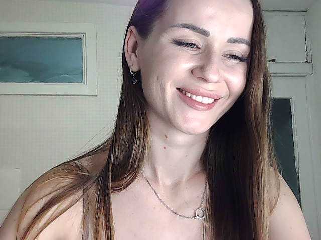 Трансляцияның скриншоттары LoveLoveKira