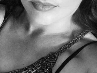 Эротикалық бейне чат masteritsa