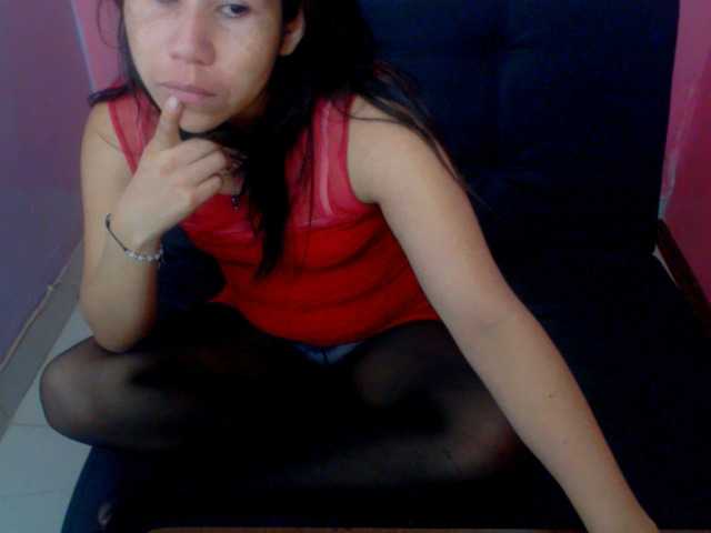 Трансляцияның скриншоттары messybitch