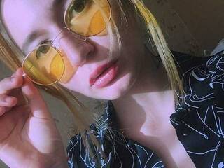 Эротикалық бейне чат MiaBoyer