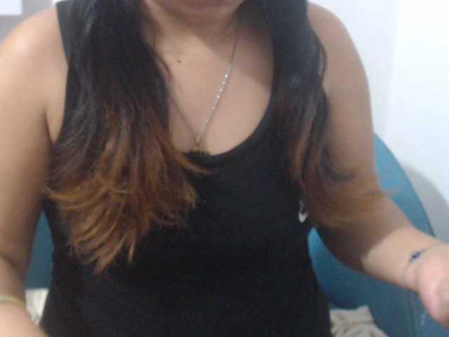 Трансляцияның скриншоттары Michellmommi0