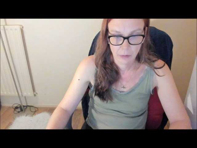 Трансляцияның скриншоттары minoesje37