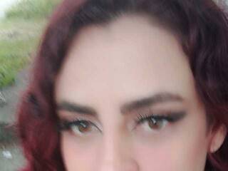 Эротикалық бейне чат MoonCorey