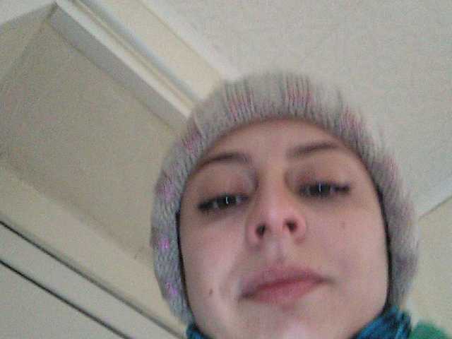 Трансляцияның скриншоттары MsEtta