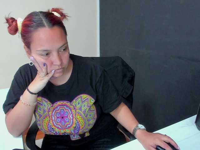 Трансляцияның скриншоттары natashawithe