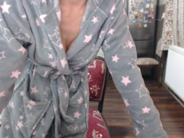 Трансляцияның скриншоттары nightdew