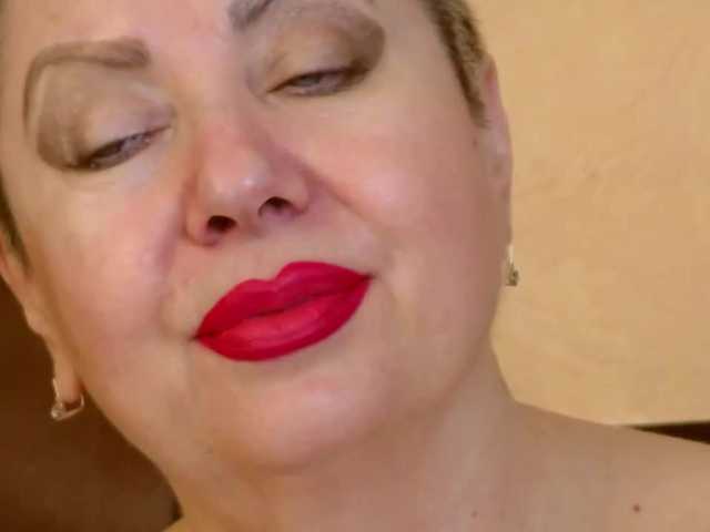 Трансляцияның скриншоттары PoshLadyx