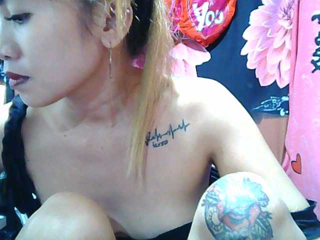 Трансляцияның скриншоттары Prettysam19