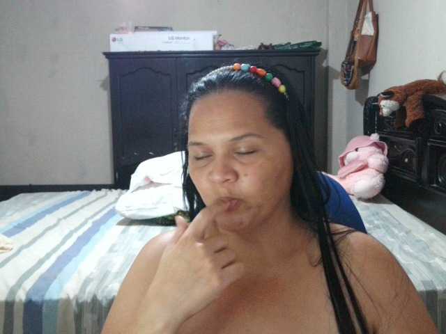 Трансляцияның скриншоттары QueenNight