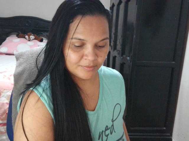 Трансляцияның скриншоттары QueenNight