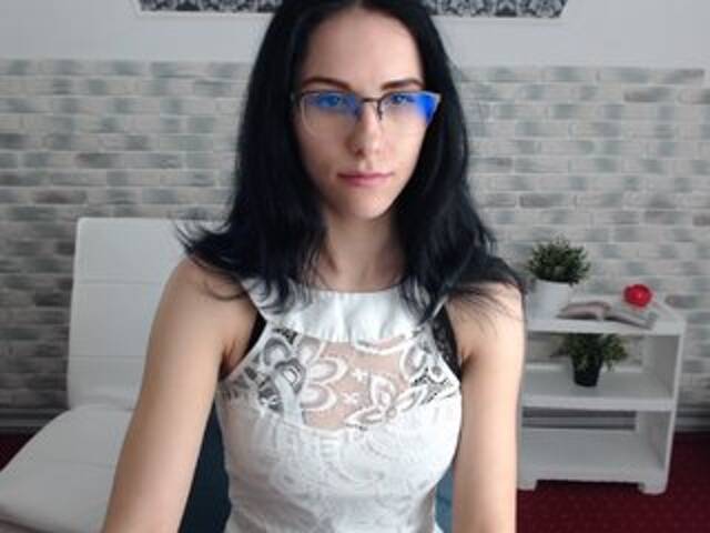 Трансляцияның скриншоттары QueenOFhell