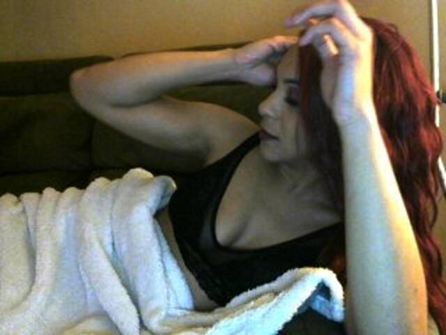 Трансляцияның скриншоттары RedRogueXO