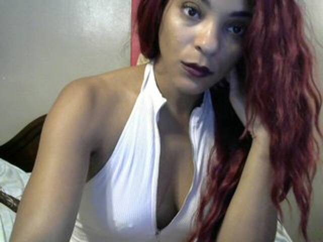 Трансляцияның скриншоттары RedRogueXO