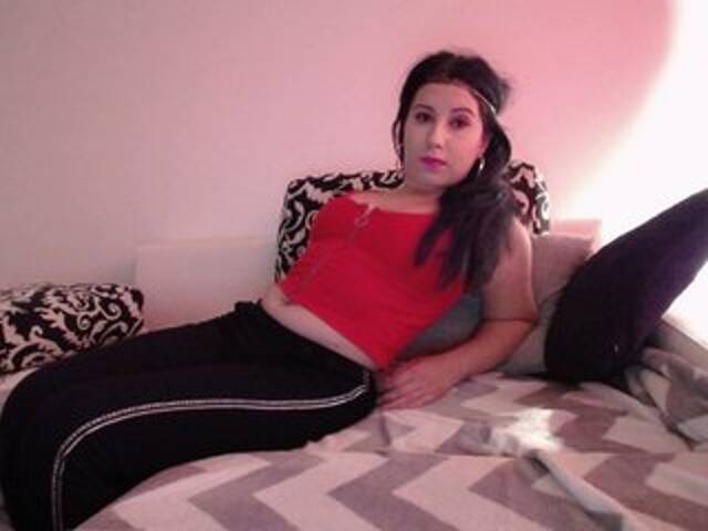 Трансляцияның скриншоттары roxy4u