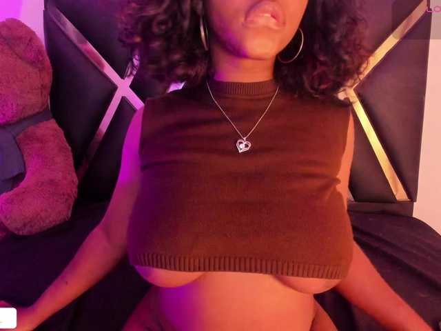 Трансляцияның скриншоттары roxyjordan