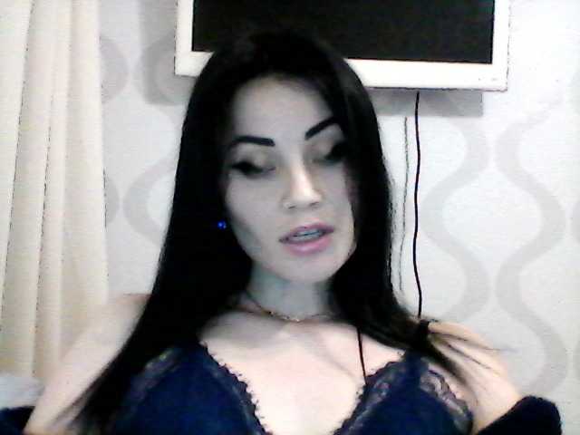 Трансляцияның скриншоттары SashaWinx