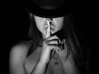 Эротикалық бейне чат SheikhZouod