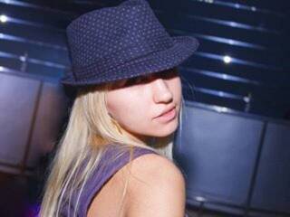 Эротикалық бейне чат Sherylex