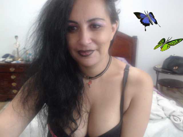 Трансляцияның скриншоттары sofiacarmona