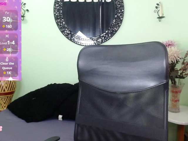 Трансляцияның скриншоттары SofiaFranco