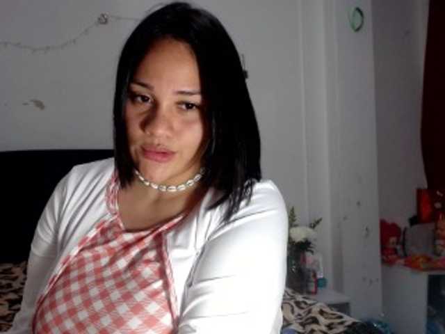 Трансляцияның скриншоттары sofiahornyy