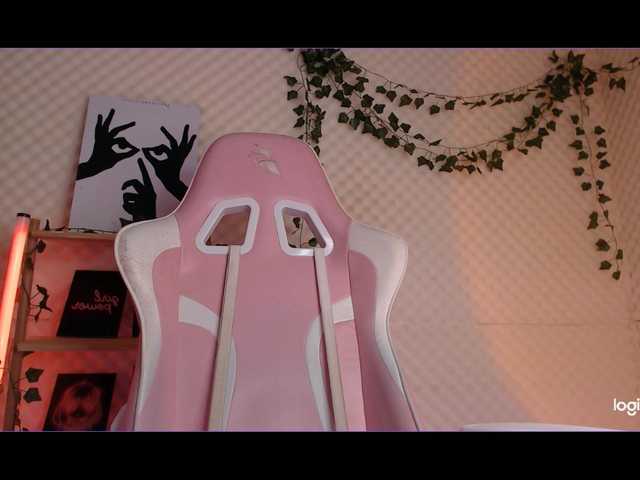 Трансляцияның скриншоттары SofiaSakura