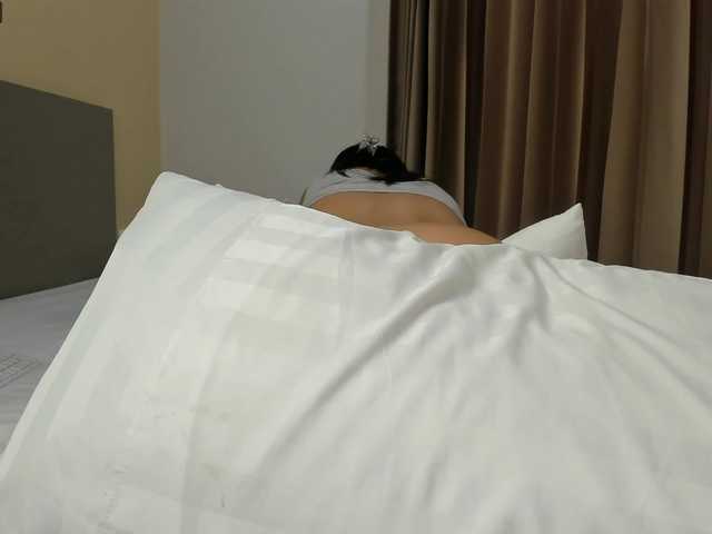 Трансляцияның скриншоттары SofiaSuay