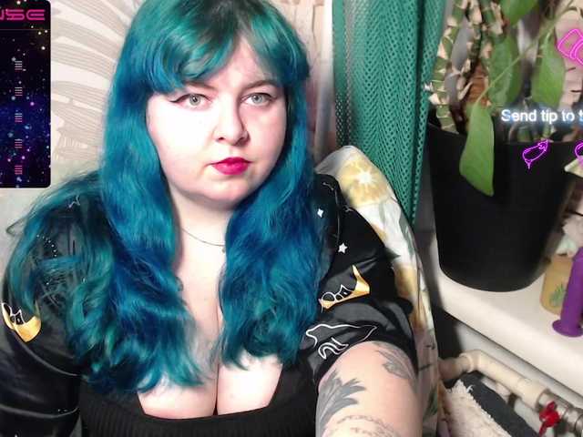 Трансляцияның скриншоттары SonyaHotty