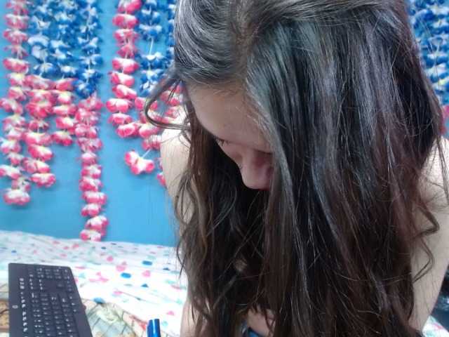 Трансляцияның скриншоттары springfoxxy