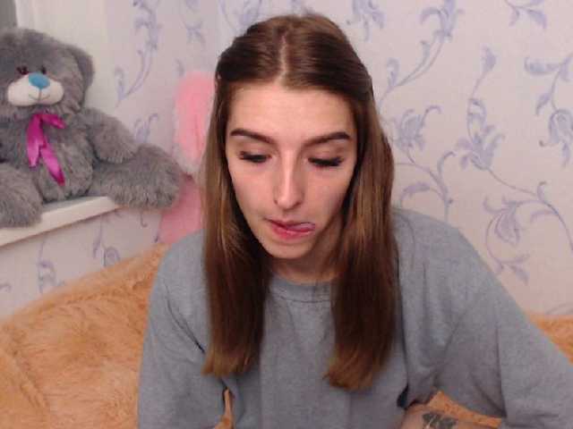 Трансляцияның скриншоттары springibabby