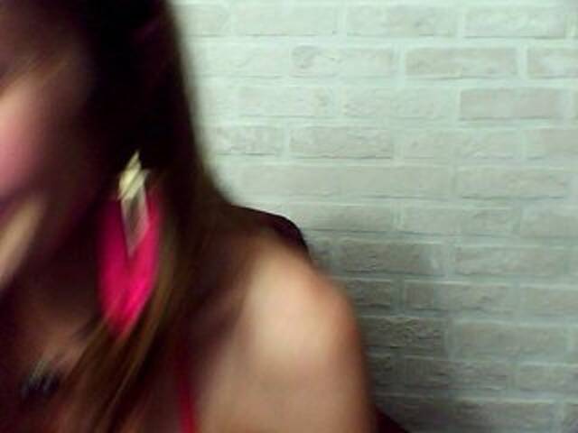 Трансляцияның скриншоттары Bambi-lovely