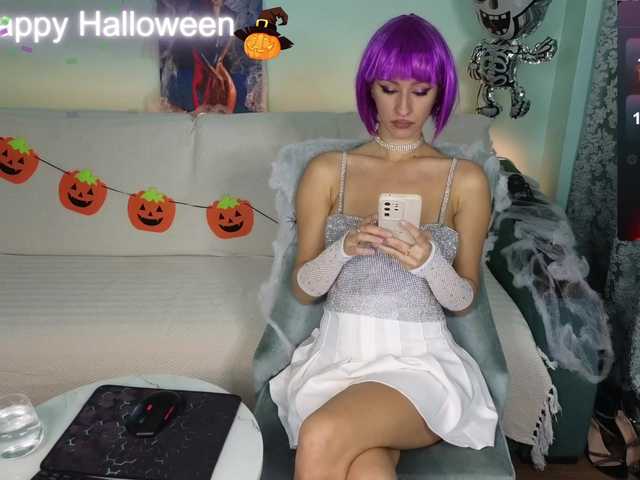 Трансляцияның скриншоттары HoneyGirl5